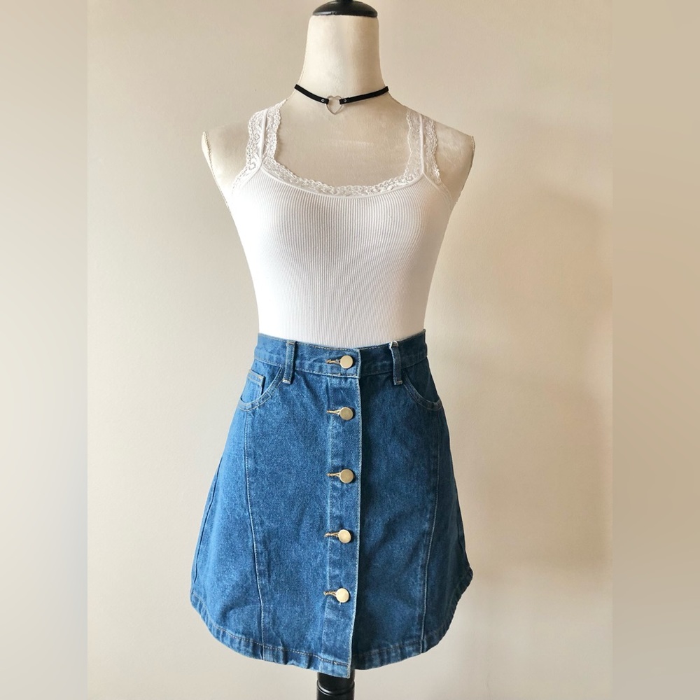 NWT O&O Deninwear Button Front Mini Denim Skirt, size L